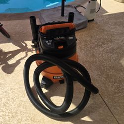 RIGID 14 Gallon 6 Peak HP Wet / Dry Vacuum Cleaner Shop Vac with Attachments