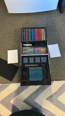 Artist Loft Deluxe Art Set