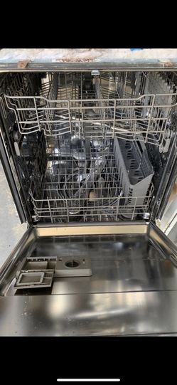 Maytag dishwasher