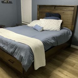 All wood queen bed frame /headboard with storage drawers
