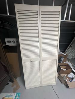 Louvered Bifold Closet Doors