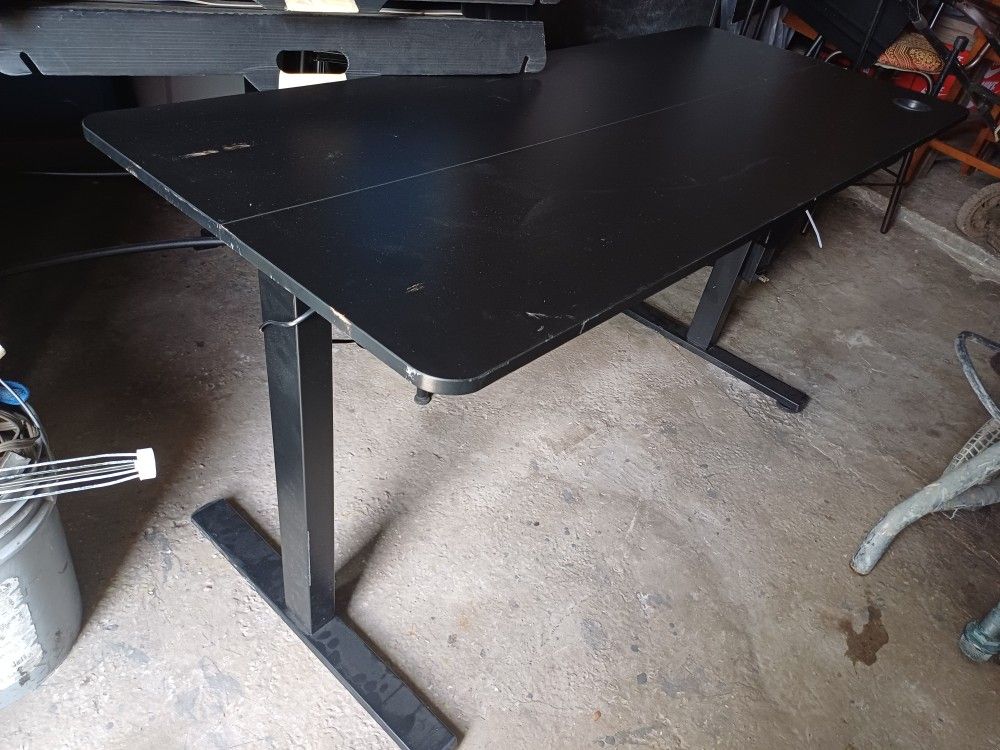 Stand Up Desk 23x47