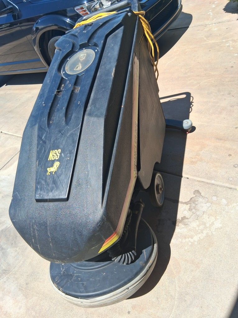 20" ELETRIC  FLOOR SCRUBBER MACHINE