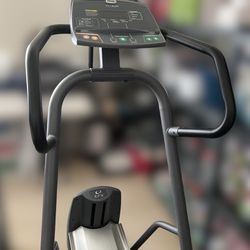 Precor EFX 5.17i Professional Elliptical Workout Home Gym