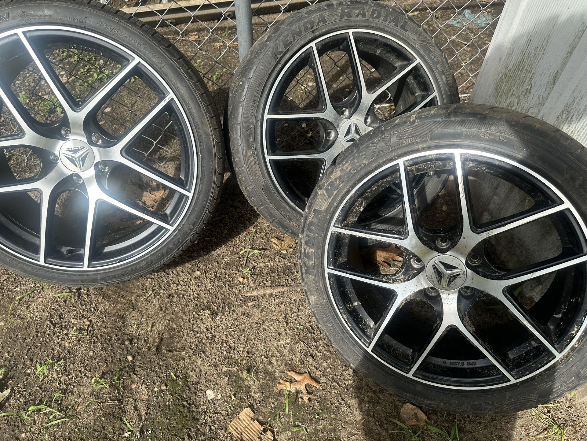 Slingshot Tires