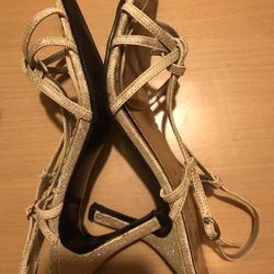 WOMEN SHOES RAMPAGE METALLIC SILVER SIZE 9M