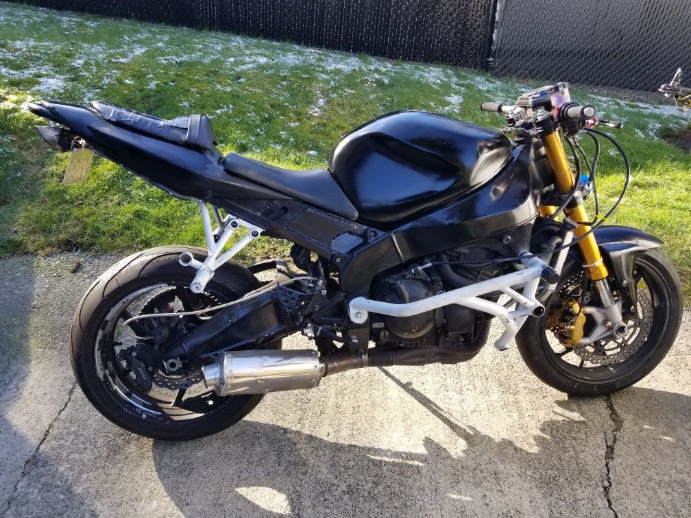 2004 Kawasaki 636 stunt bike