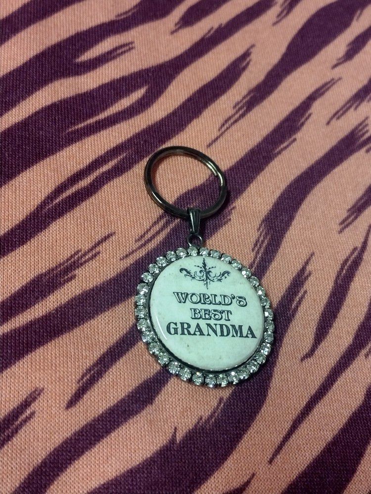 Faux Diamond Trim World's Best Grandma Keychain