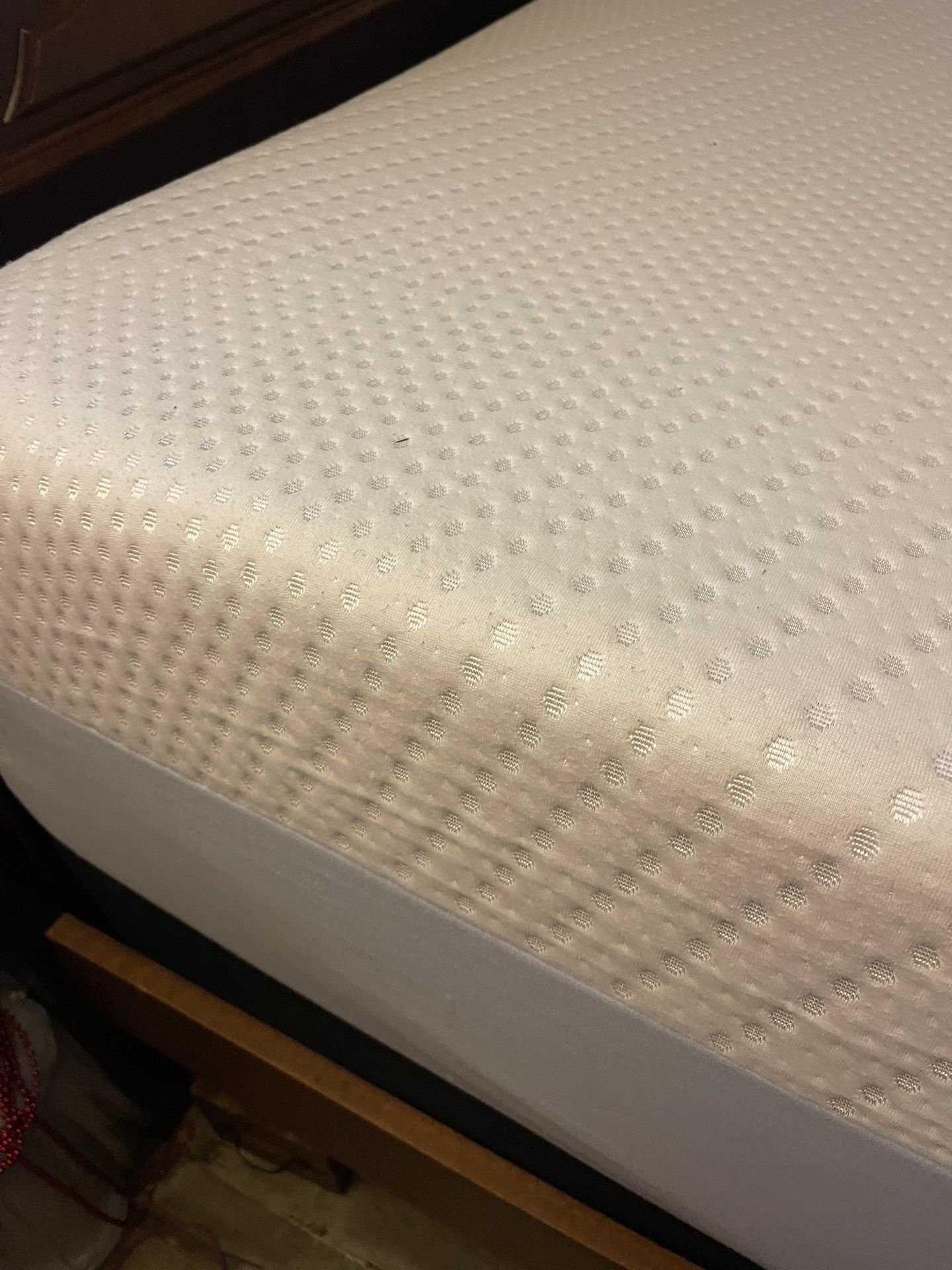 Mattress 3 Month Old Lightly Used