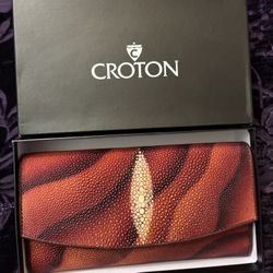 Croton Stingray Wallet