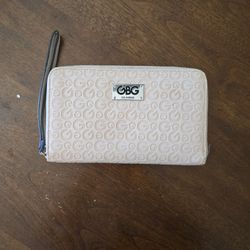 GUESS Wallet