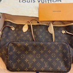 Beautiful Tote Never Used