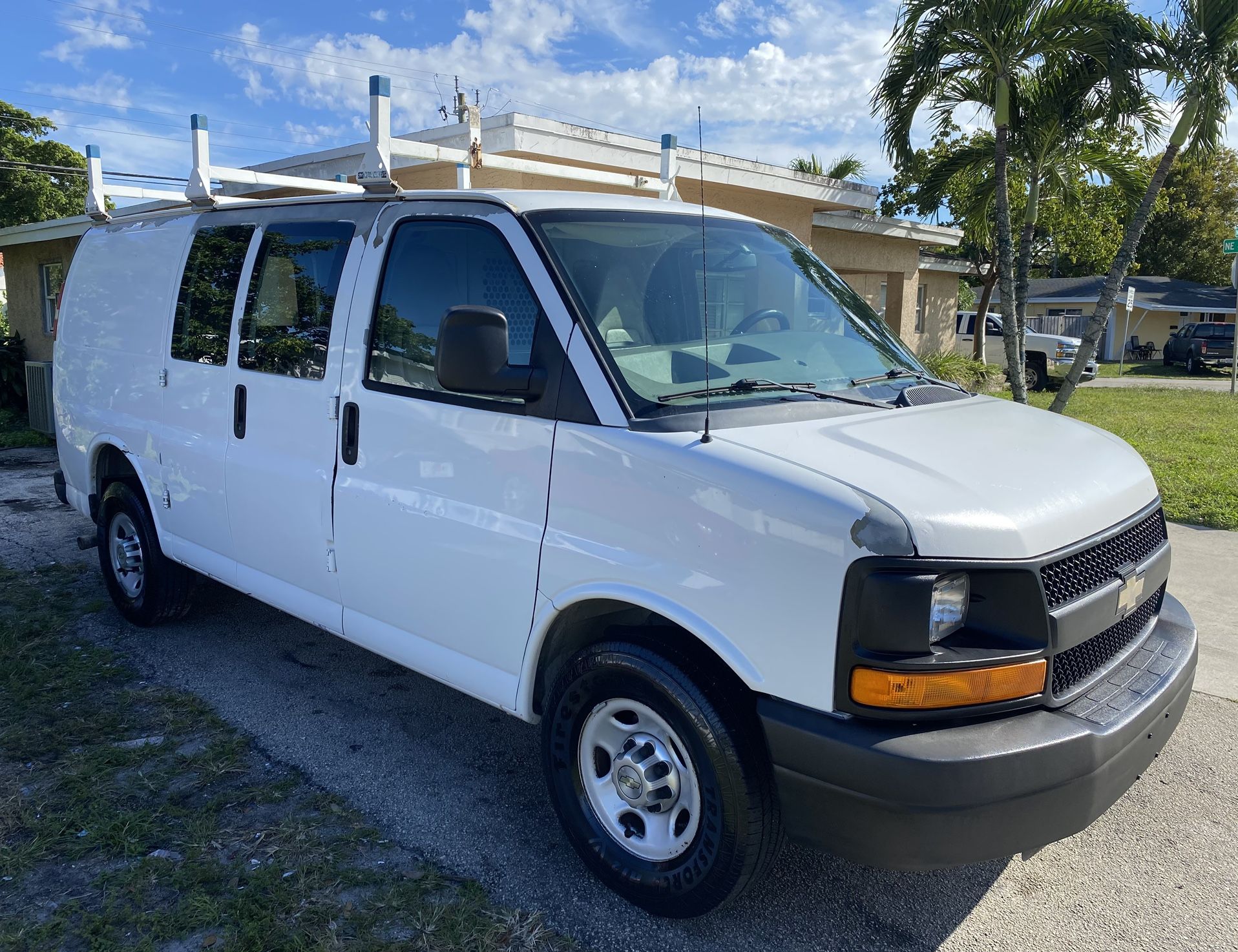 2013 Chevrolet Express 2500