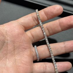 14k Natural VS Diamond Tennis Bracelet 5.97ct
