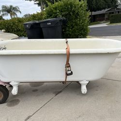 Claw Tub