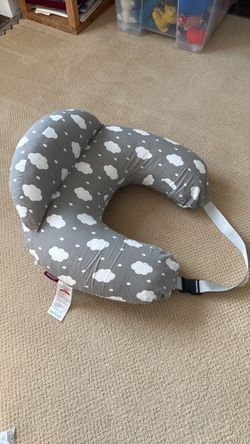 Nursing pillow