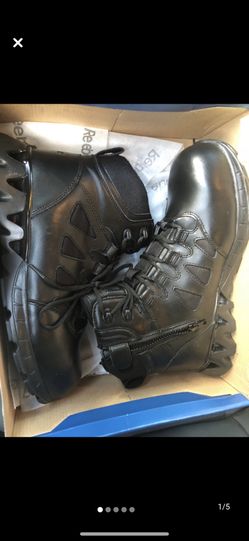 Reebok rezig side zip boot 11.5