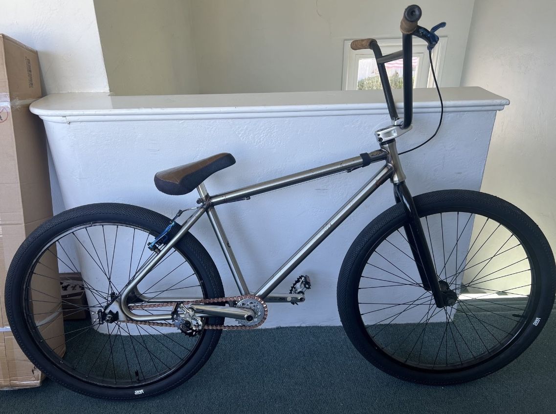 Cult Odyssey Cult Mtb Bike Custom 26” BMX Bike Cruiser Sunday