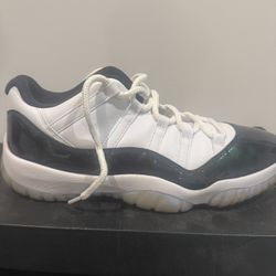 Air Jordan 11 Retro Low