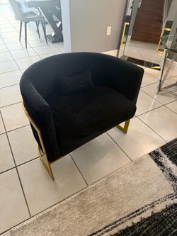 Accent chair