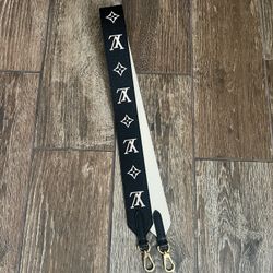 LV Bandouliere Strap