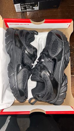 Nike Kids Sneakers Triple Black Size 2Y