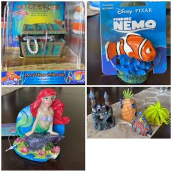 Aquarium fish tank decor ornaments - 6 pieces in total brand new in packs