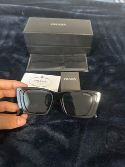 Prada Black cat eyed