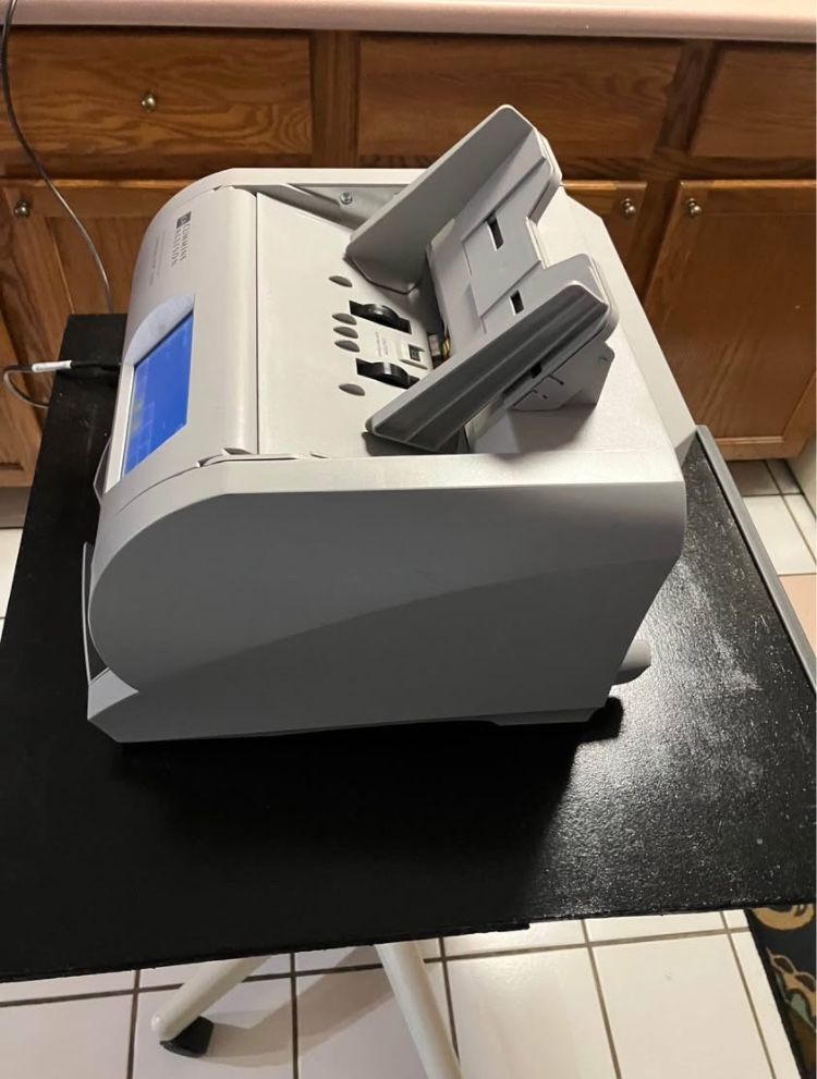 Cummins-Allison-Money-Counter