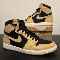 Air Jordan 1 Retro High OG Heirloom