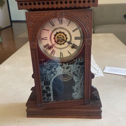 Reloj Antiguo Trabaja Esta Buenas Condition $500