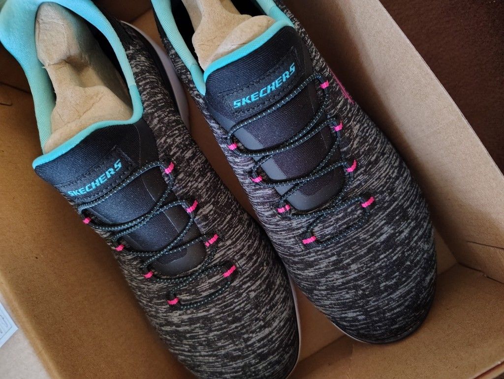 Sketchers Memory Foam Shoes