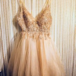 Gold elegant Dress $90 👗Take It TUESDAY 