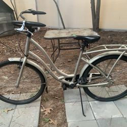 Kona Womens Bike , Hardly Used 