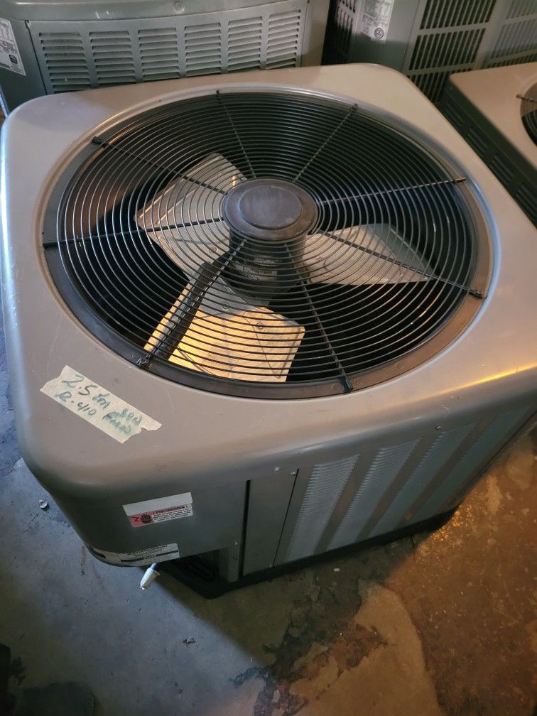 2.5 Ton Rheem AC Air Conditioner Condenser Compressor Unit Used 2017 R410a