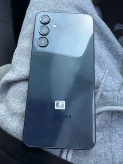 Brand New Samsung phone USED three times