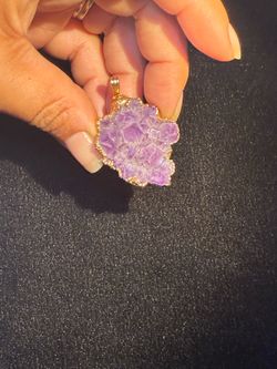Amethyst pendant.