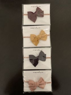 Baby girl bows