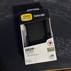 OtterBox Defender iPhone 16 Case MagSafe