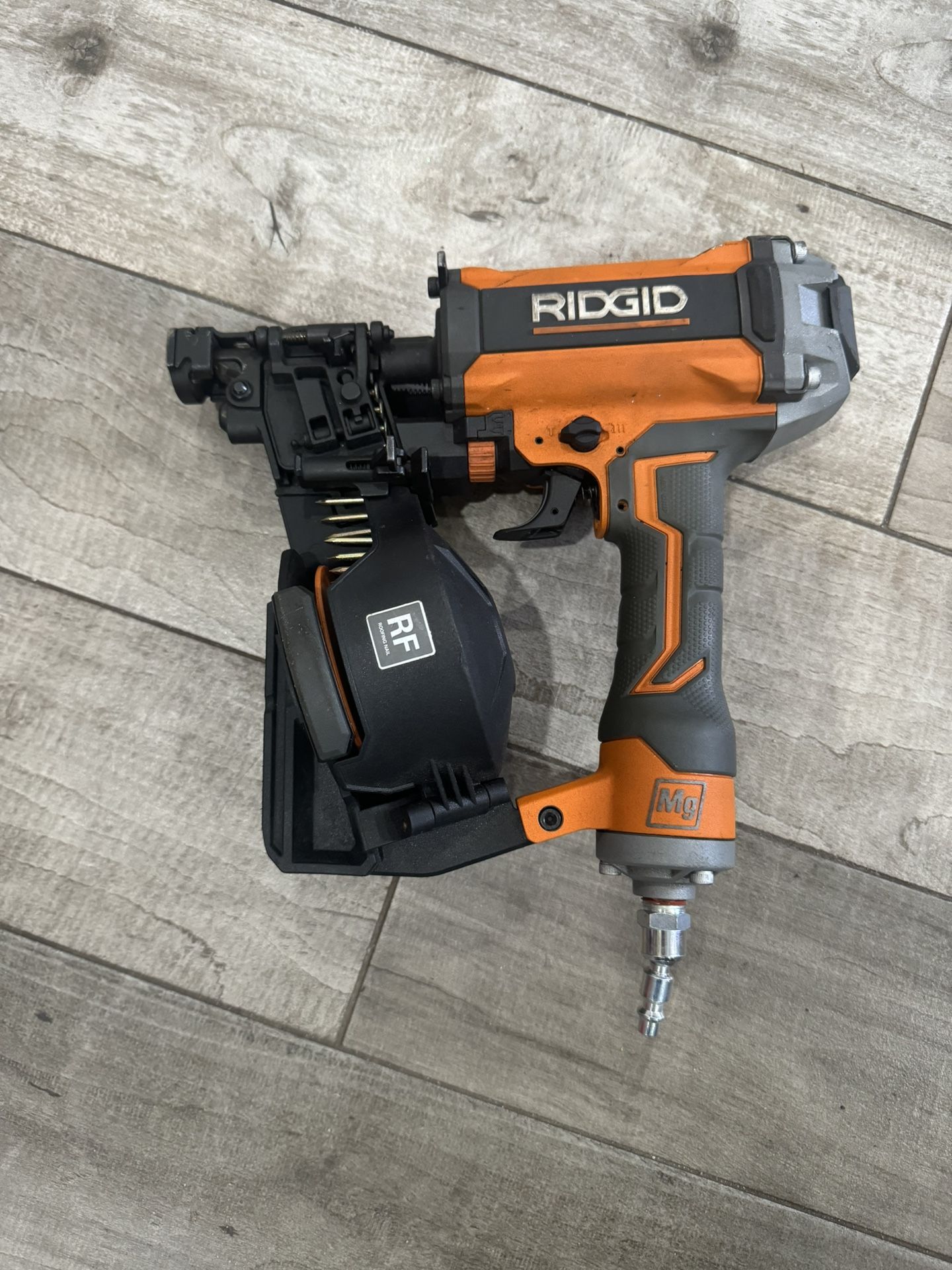 Ridgid 15 Degree Roofing Nailer