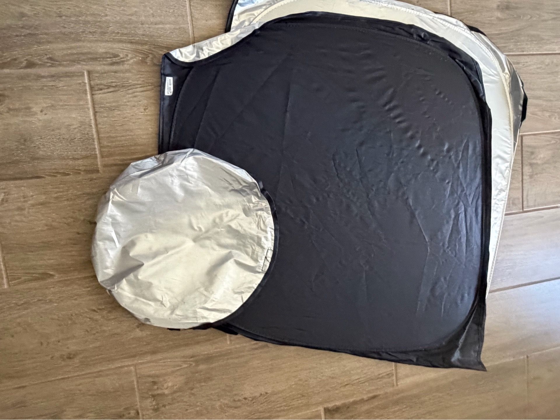 Windshield shade