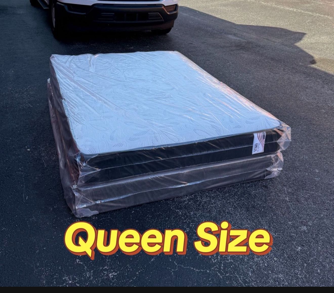 NEW Mattress Queen Size Regular With Box Spring // Offer 🚚