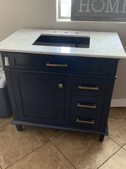Bathroom Cabinet With Quarts Counter Top