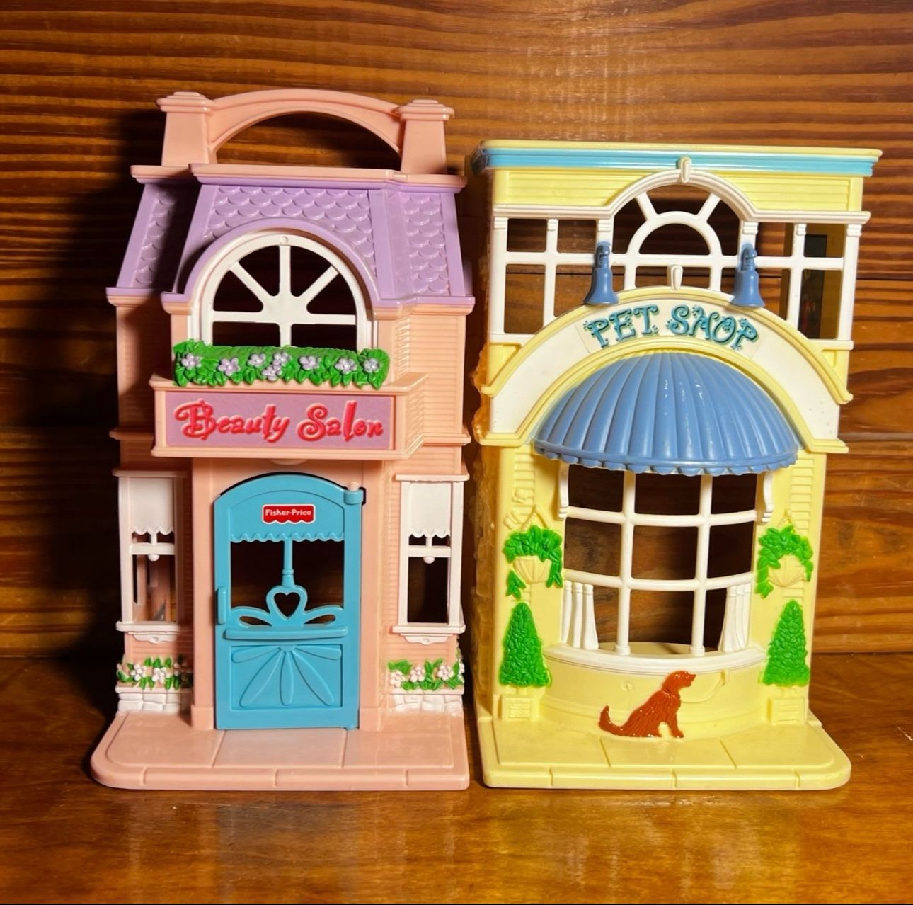 Fisher Price Sweet Street Beauty Salon Pet Shop 2001 House Only