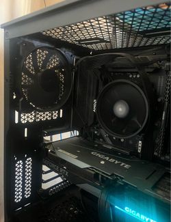 Gaming PC 🔥 | Ryzen 5 5600x | RTX 3060 12GB | 32GB CORSAIR RAM |