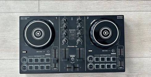 Pioneer DJ DDJ-200 Smart DJ Controller