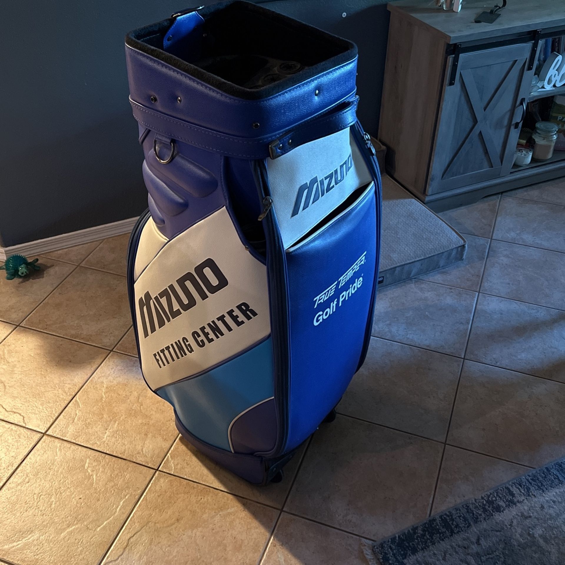 Mizuno Fitting Center Display Bag