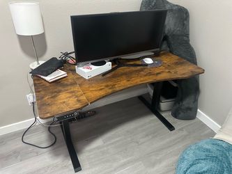 Standing desk