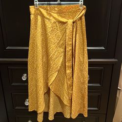 Wrap Skirt Size Small Polkadot