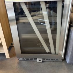 24 “W, 78 Can Beverage Refrigerator & Built in Freestanding ,Beverage Center with LED Lighting, Double Pane Glass, Touch Control Panel and Left Swing 